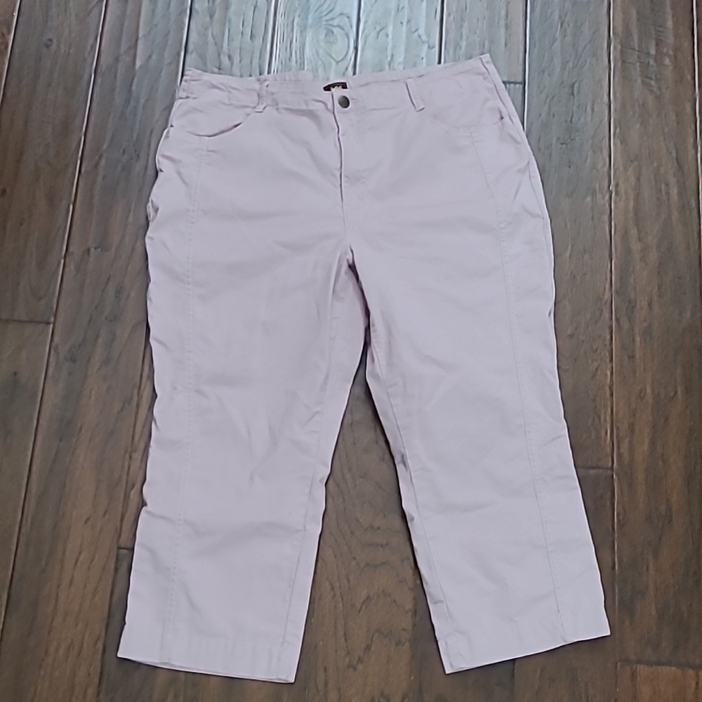 Lee Dusty Pink Cropped Pants size 18